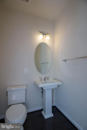 $3,700 | 4939 Trail Vista Lane, Chantilly, VA 20151