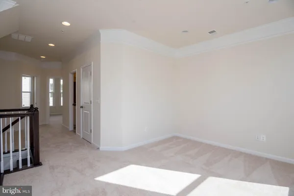 $3,700 | 4939 Trail Vista Lane, Chantilly, VA 20151