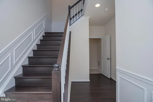 $3,700 | 4939 Trail Vista Lane, Chantilly, VA 20151
