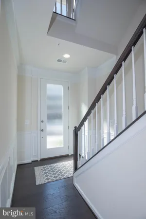 $3,700 | 4939 Trail Vista Lane, Chantilly, VA 20151