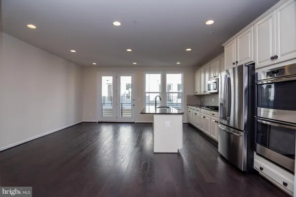 $3,700 | 4939 Trail Vista Lane, Chantilly, VA 20151