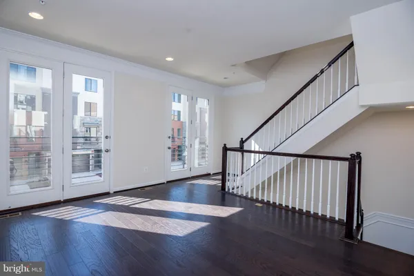 $3,700 | 4939 Trail Vista Lane, Chantilly, VA 20151