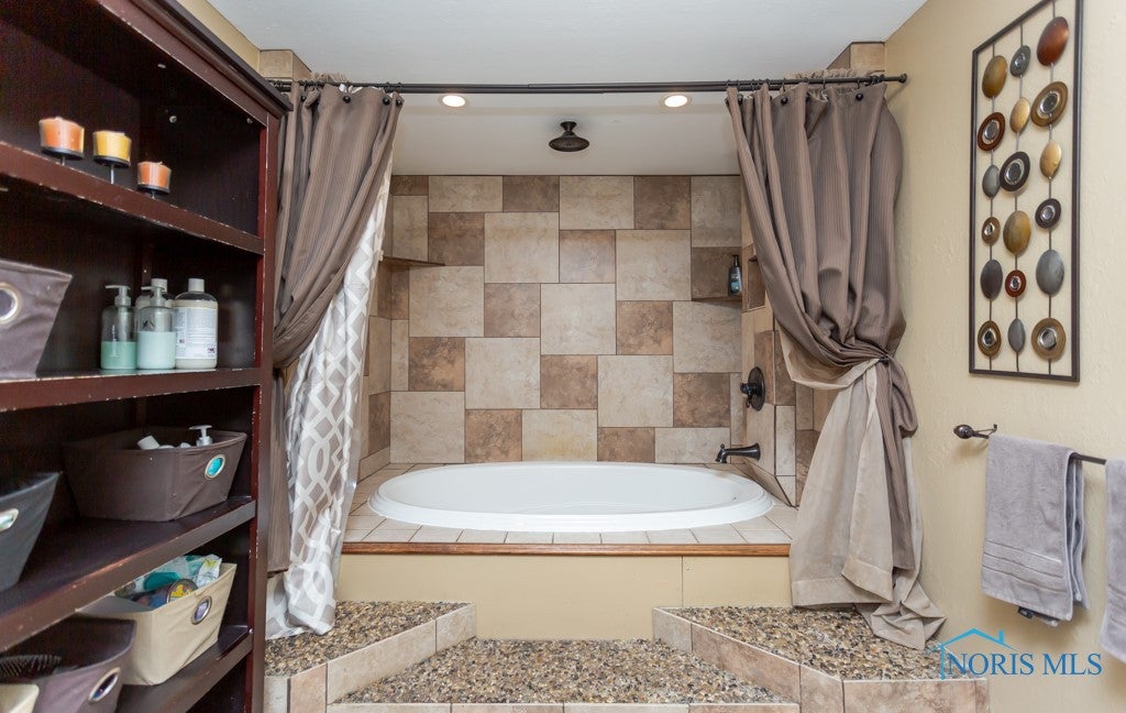 3634 Garrison Road Toledo, OH 43613 - Photo 26 of 36 Gallery Image 26