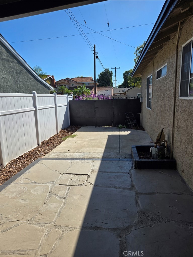 11816 Arlee Avenue Norwalk, CA 90650 - Photo 19 of 30 a view of outdoor space with seating area