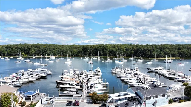 $429,900 | 9 Joseph N Zenga Jr Boulevard, Unit 306, East Greenwich, RI 02818