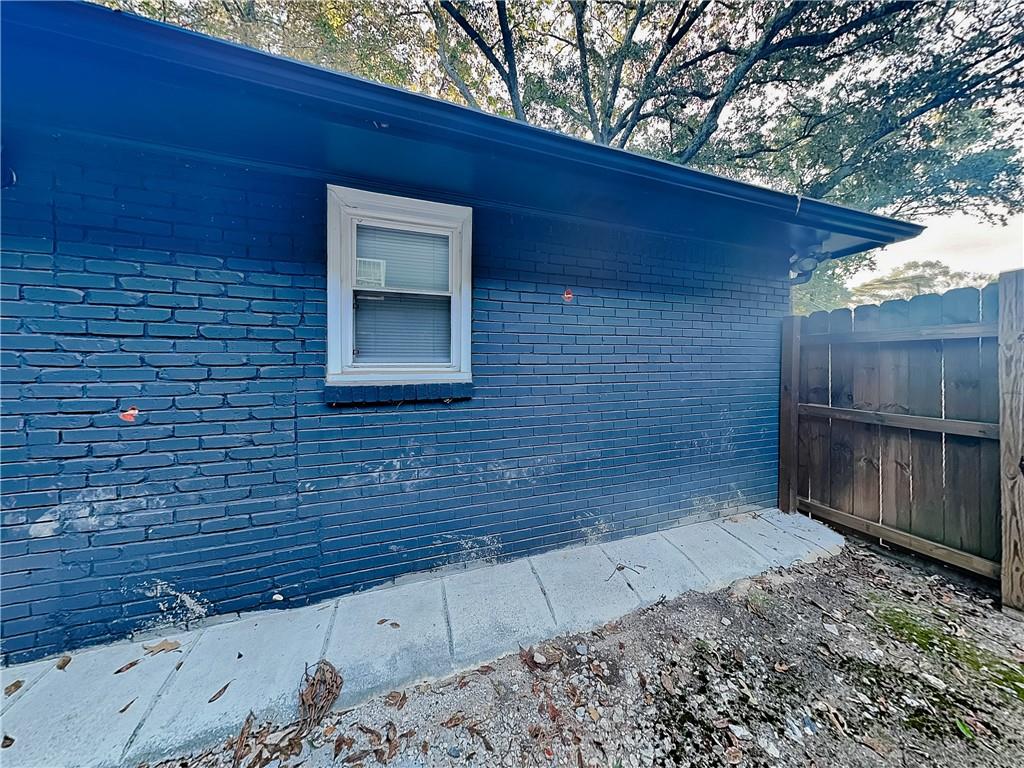 2875 3rd Avenue Southwest, Unit B Atlanta, GA 30315 - Photo 19 of 20 a view of entrance gate of a house