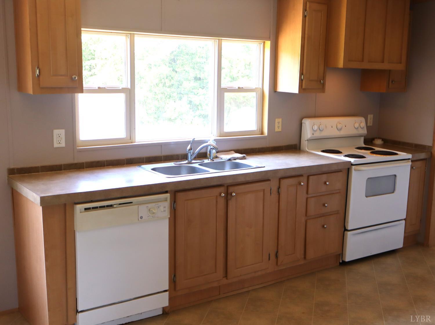 6129 Bethany Road Rustburg, VA 24588 - Photo 9 of 24