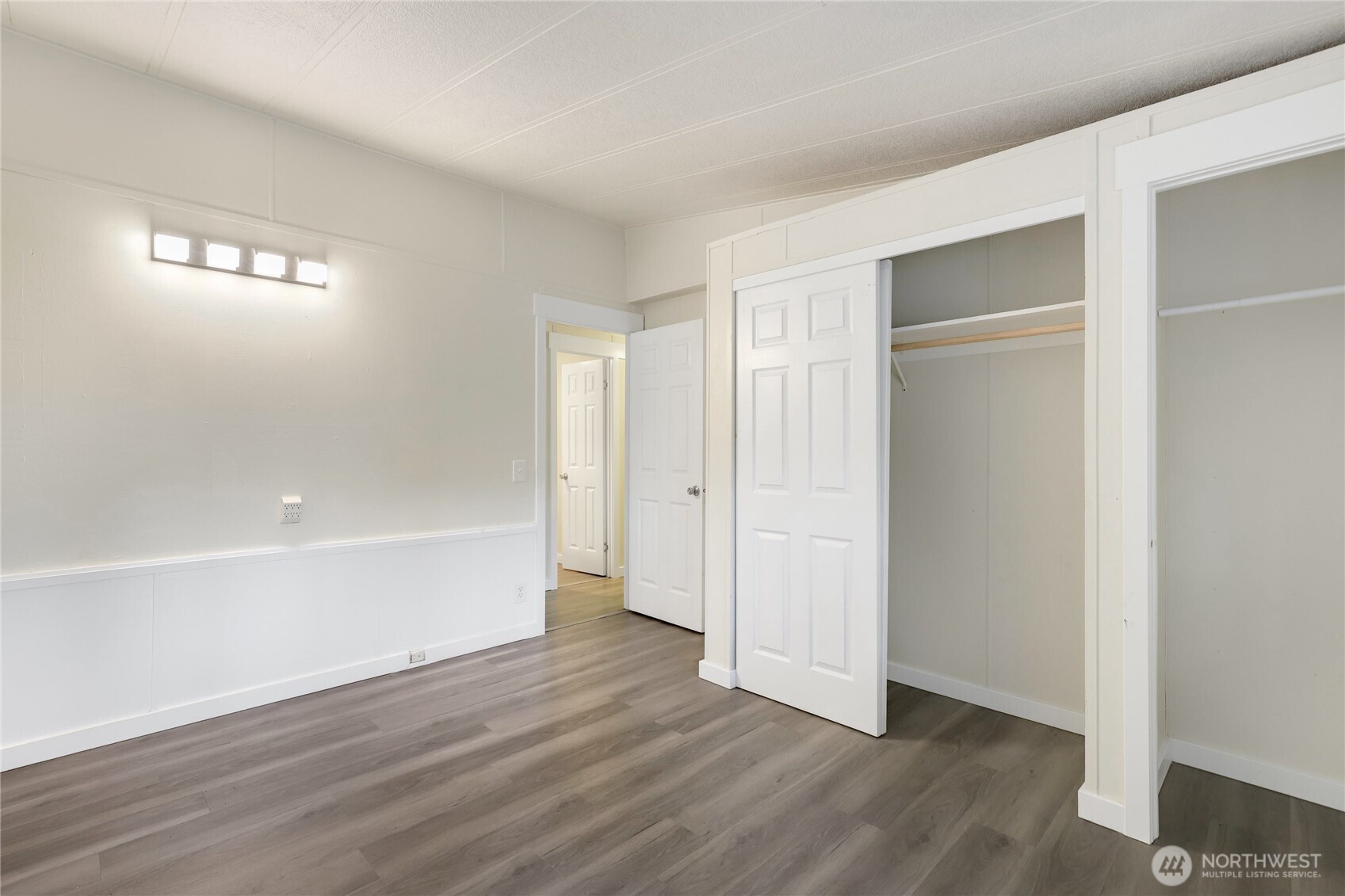 330 Southwest Dogwood Road Port Orchard, WA 98367 - Photo 29 of 39 Gallery Image 29