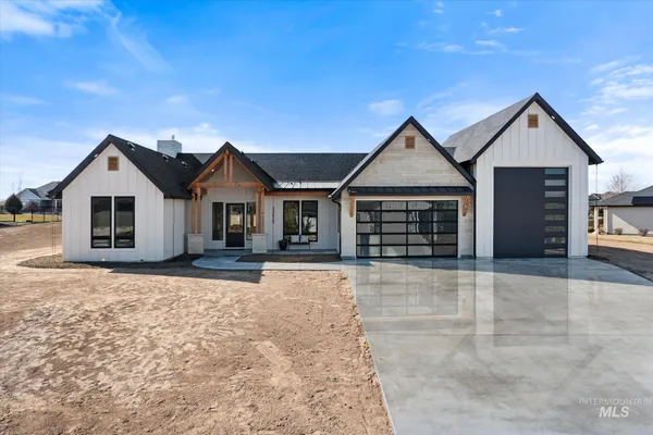 $1,175,000 | 22625 Aura Vista Way, Caldwell, ID 83607