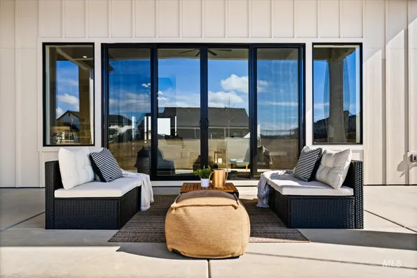 $1,175,000 | 22625 Aura Vista Way, Caldwell, ID 83607