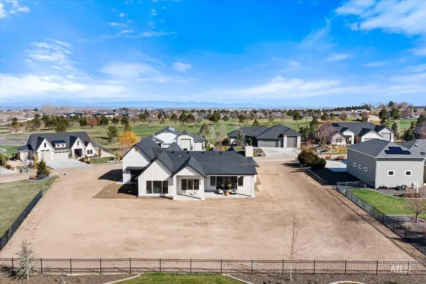 $1,175,000 | 22625 Aura Vista Way, Caldwell, ID 83607