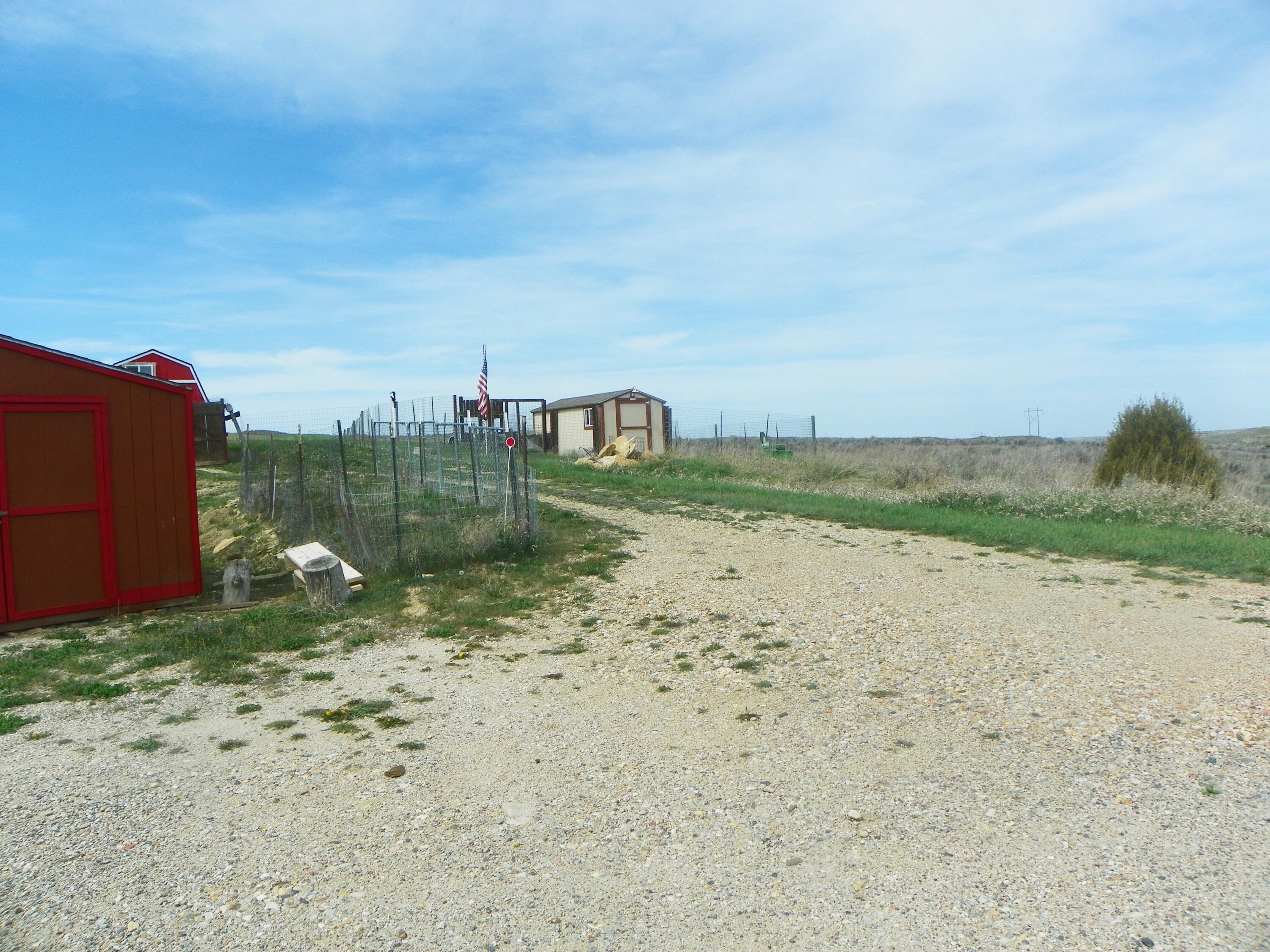 524 Beatty Gulch Road Sheridan, WY 82801 - Photo 3 of 47 100_2423