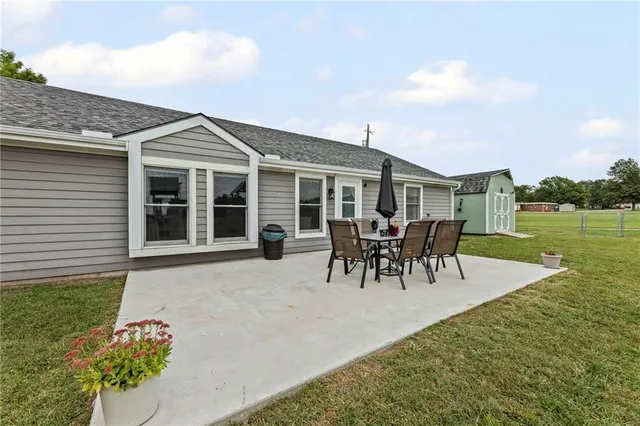 $245,000 | 1335 South Olive Street, Ottawa, KS 66067