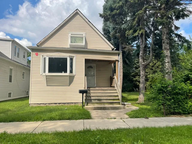 $205,000 | 10730 South Lafayette Avenue, Chicago, IL 60628