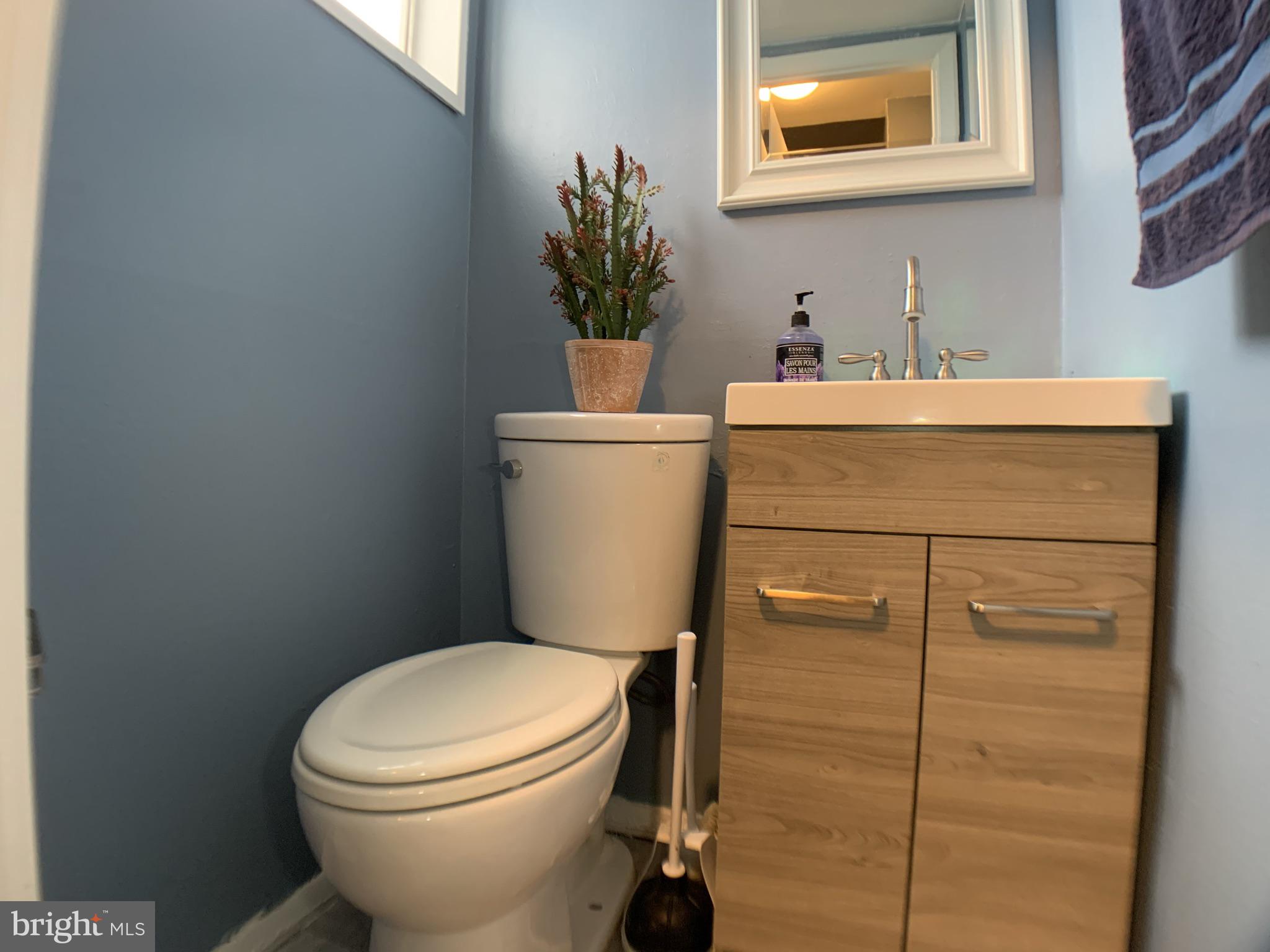 4948 Old Court Road Randallstown, MD 21133 - Photo 14 of 47 Powder Room 1st Floor