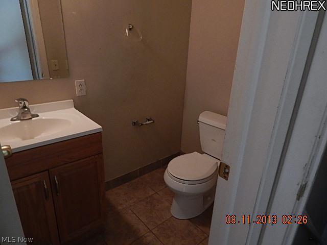 8215-8217 Reed Avenue Garfield Heights, OH 44125 - Photo 6 of 11 1/2 BATHROOM