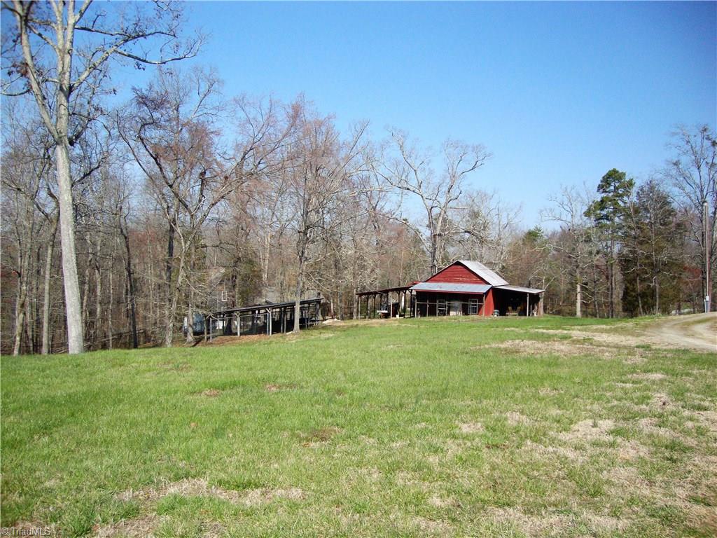 2409 North Old Greensboro Road High Point, NC 27265 - Photo 7 of 30 Gallery Image 7