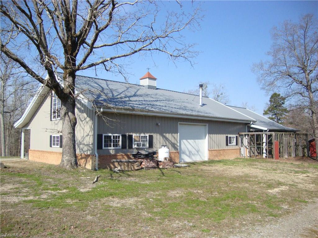 2409 North Old Greensboro Road High Point, NC 27265 - Photo 8 of 30 Gallery Image 8