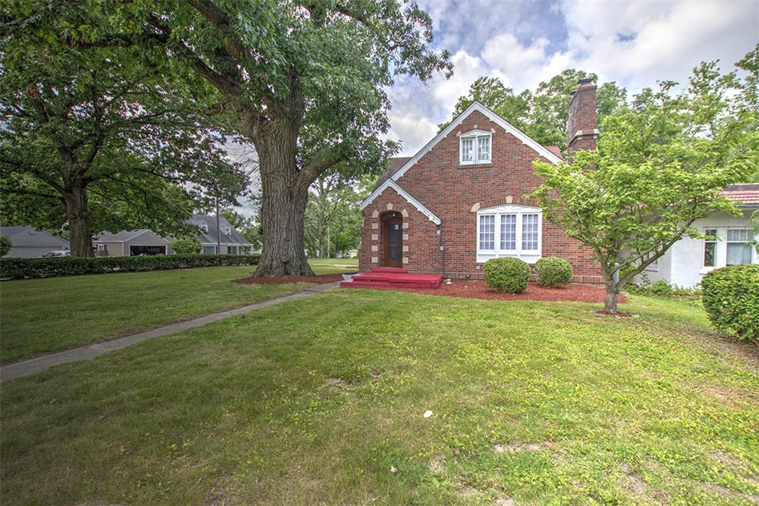 311 North Oakcrest Avenue Decatur, IL 62522 - Photo 6 of 34