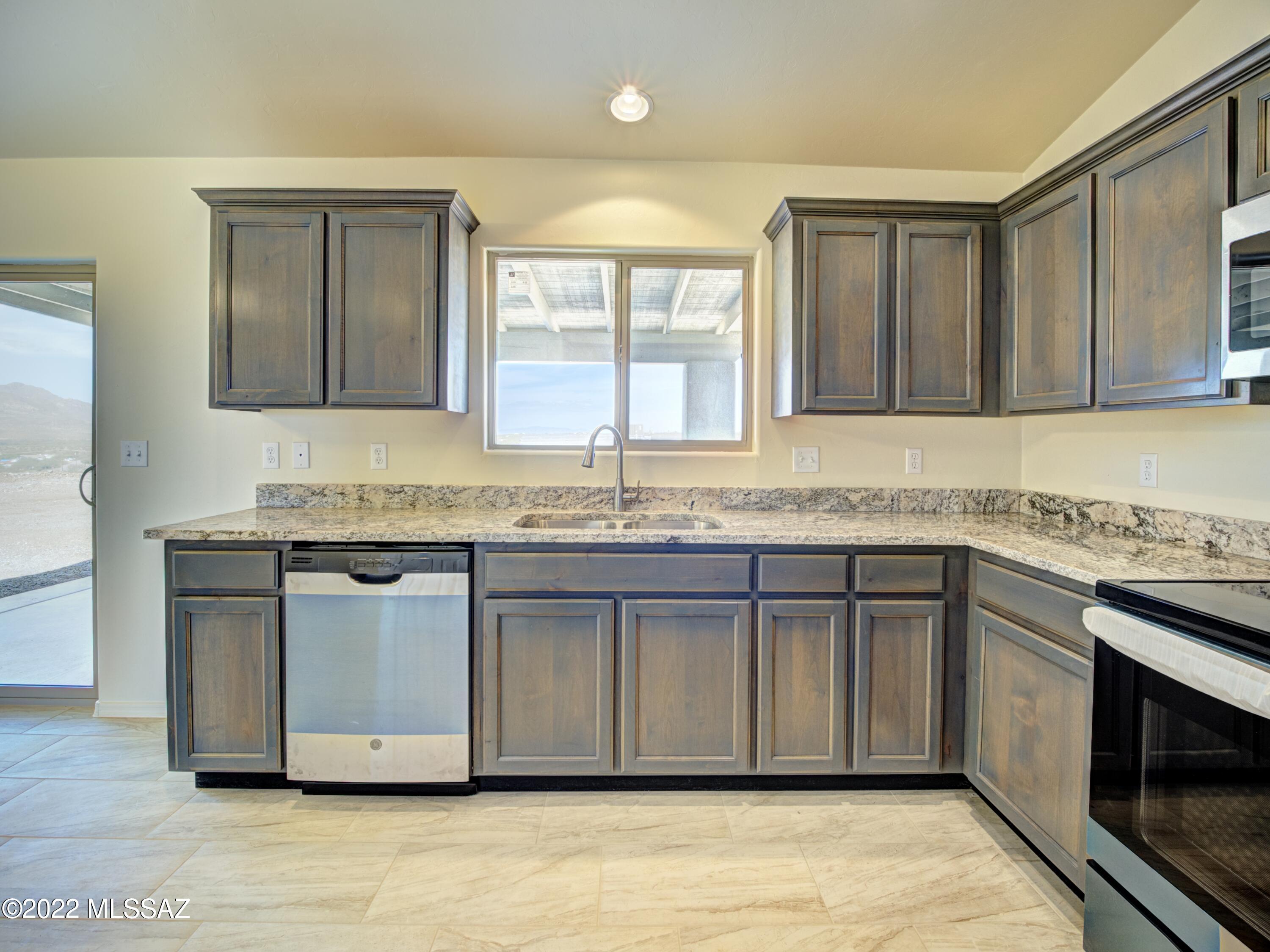 1649 Círculo Ballena Rio Rico, AZ 85648 - Photo 2 of 13