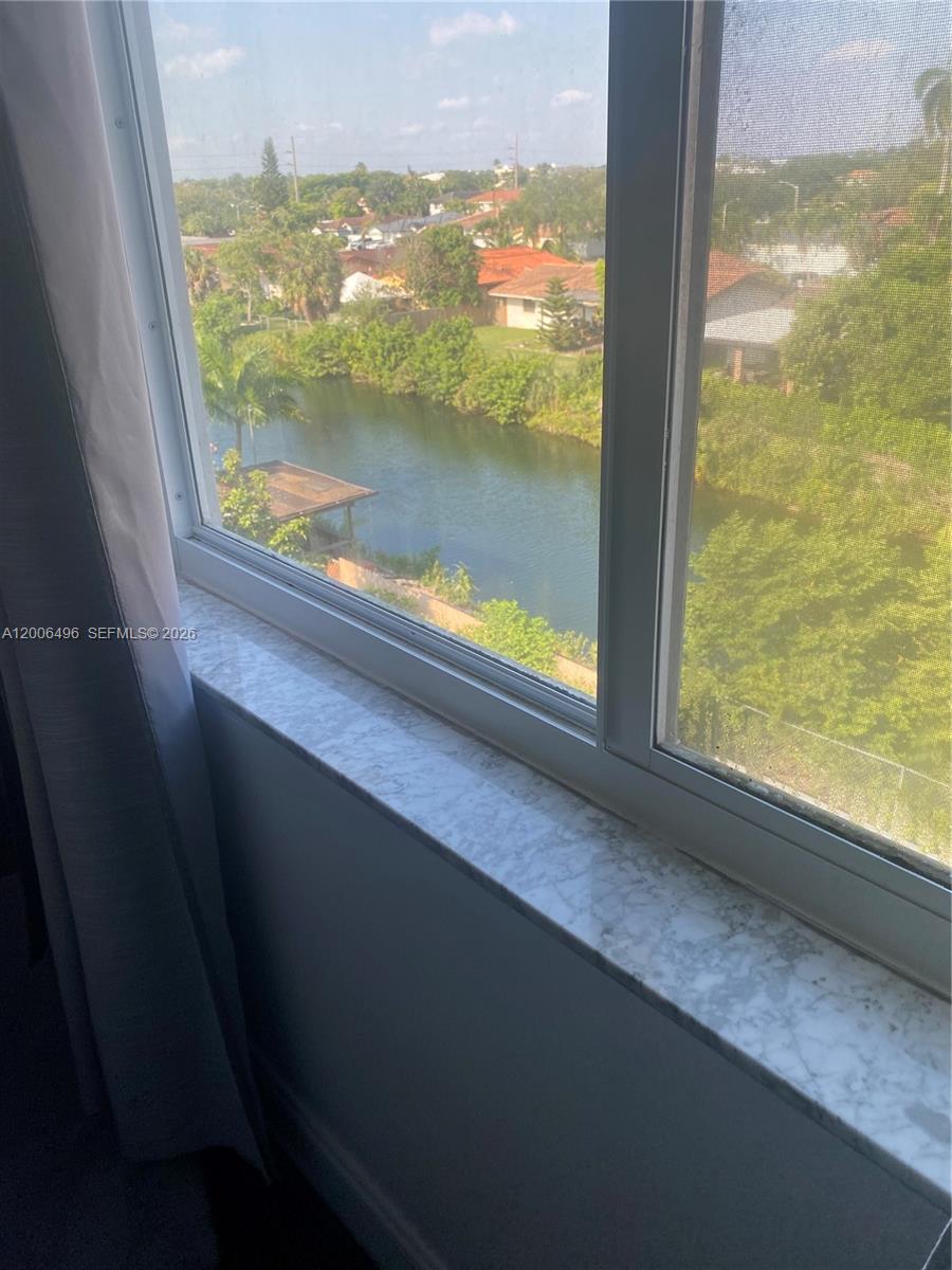 900 Southwest 84th Avenue, Unit 415D Miami, FL 33144 - Photo 19 of 19 a view of sky from window