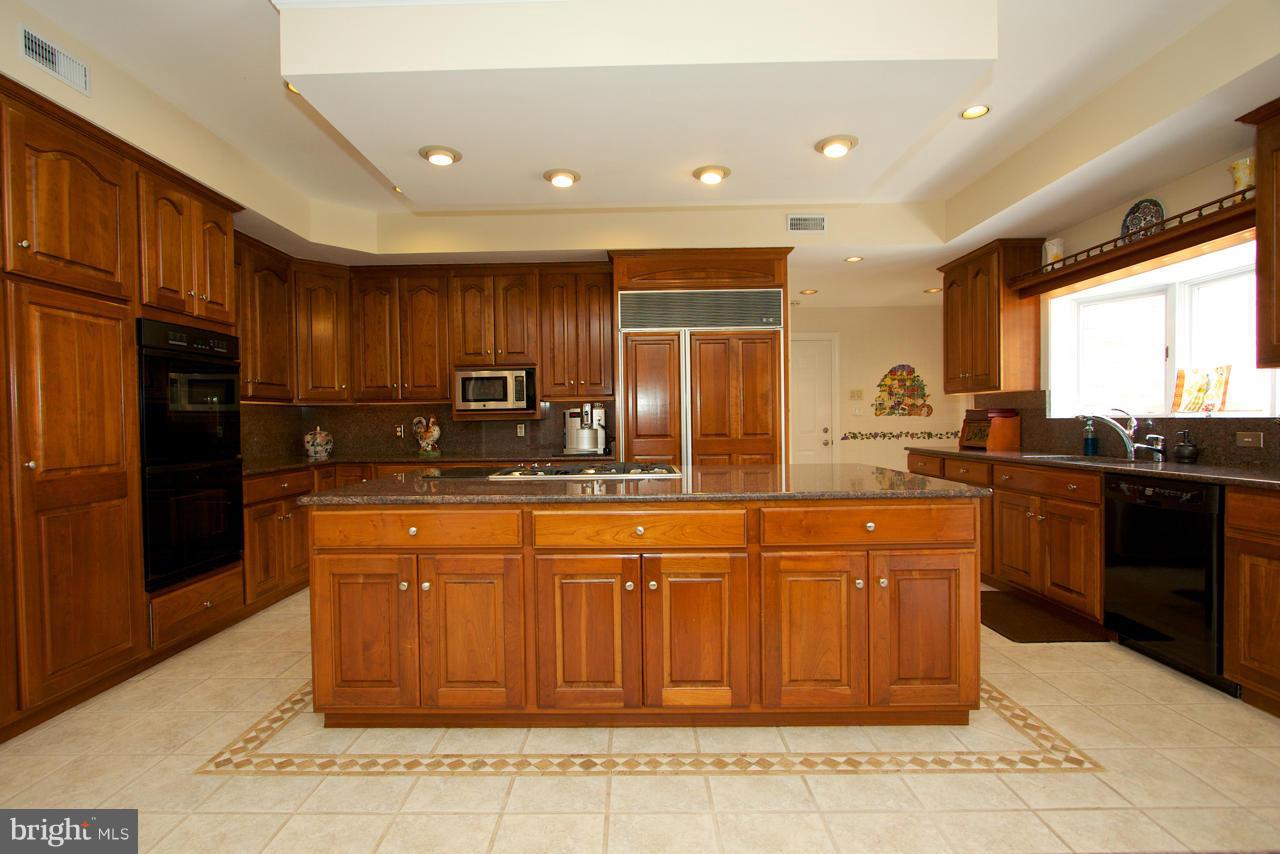 2001 Connolly Road Fallston, MD 21047 - Photo 9 of 30 Kitchen