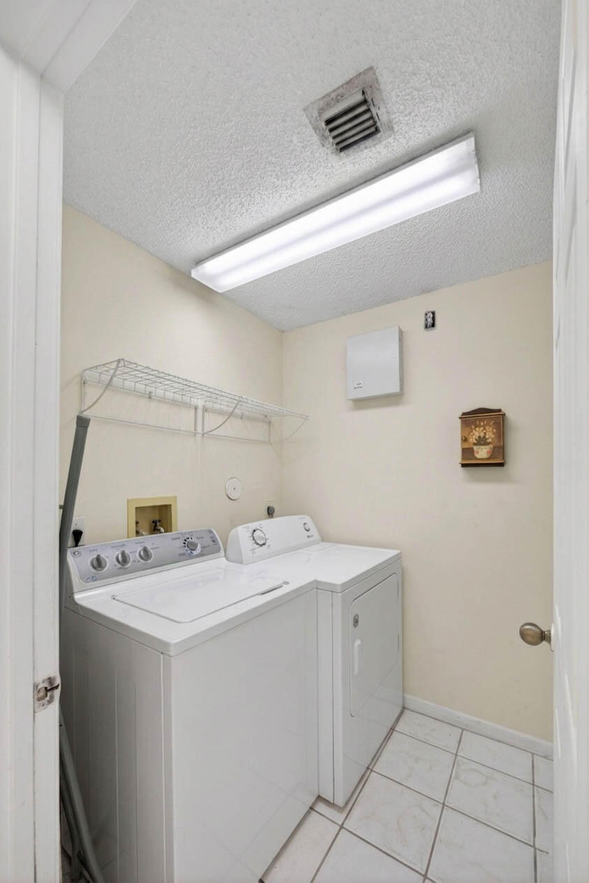 10870 Old Bridgeport Lane Boca Raton, FL 33498 - Photo 24 of 41 22