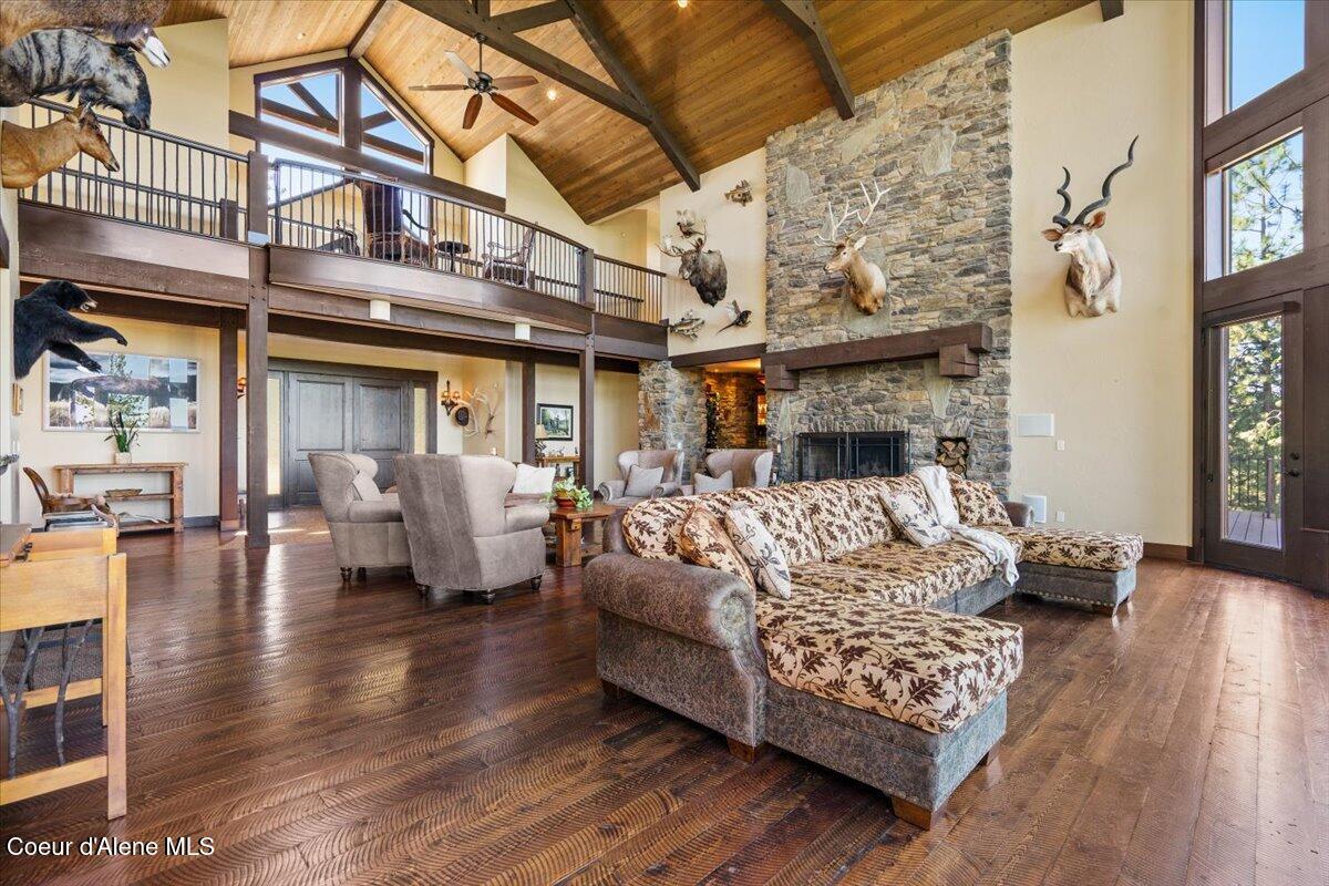 916 South Orion Road Coeur D'Alene, ID 83814 - Photo 12 of 94 Living Room