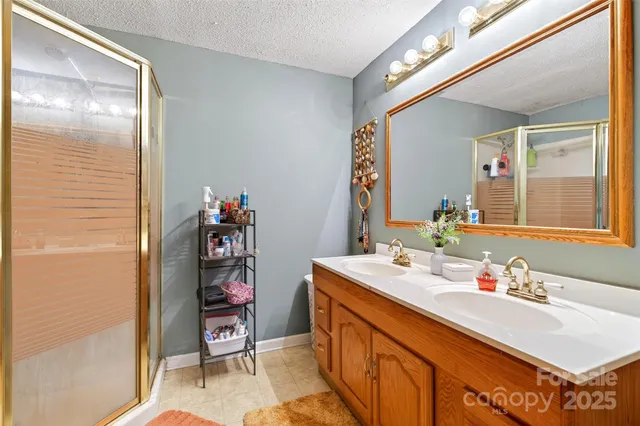 $424,900 | 60 Greenwood Drive, Marion, NC 28752