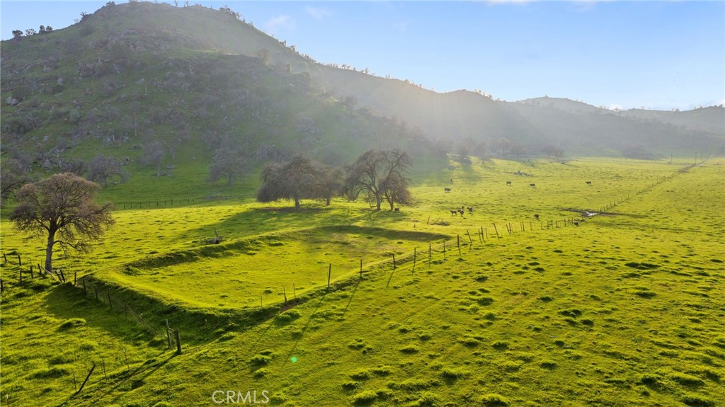19400 398th Woodlake, CA 93286 - Photo 21 of 51 a view of an ocean from a mountain
