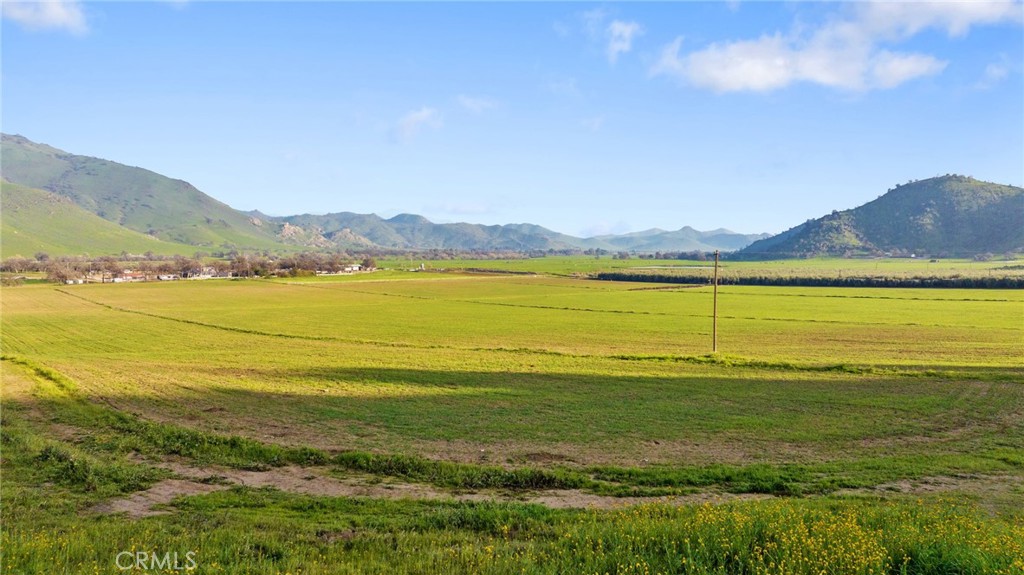19400 398th Woodlake, CA 93286 - Photo 23 of 51 a view of an ocean from a mountain