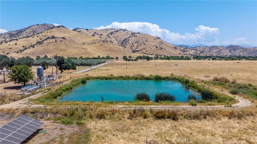 19400 398th Woodlake, CA 93286 - Photo 47 of 51 a view of lake