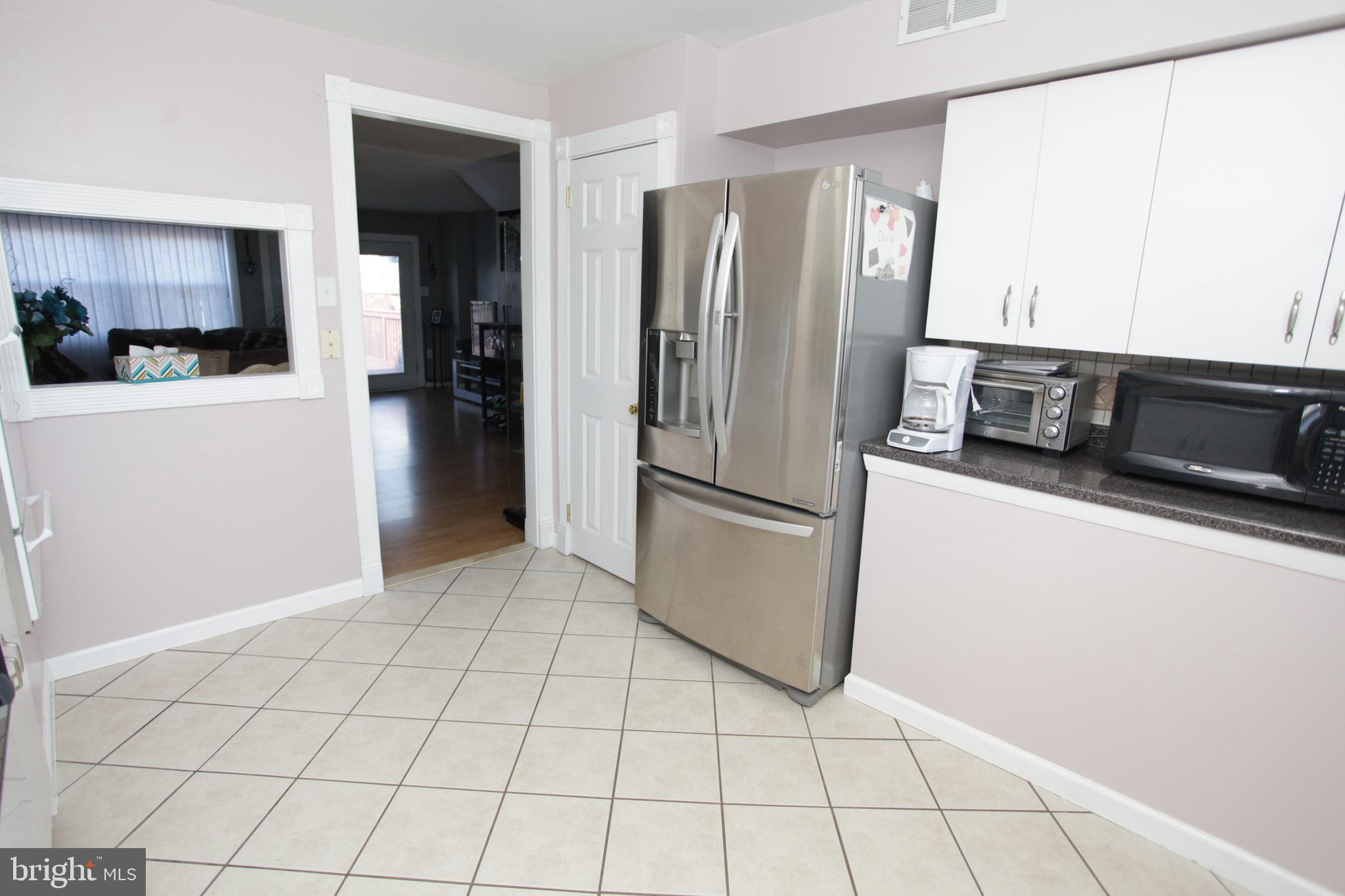 12132 Barbary Road Philadelphia, PA 19154 - Photo 18 of 41