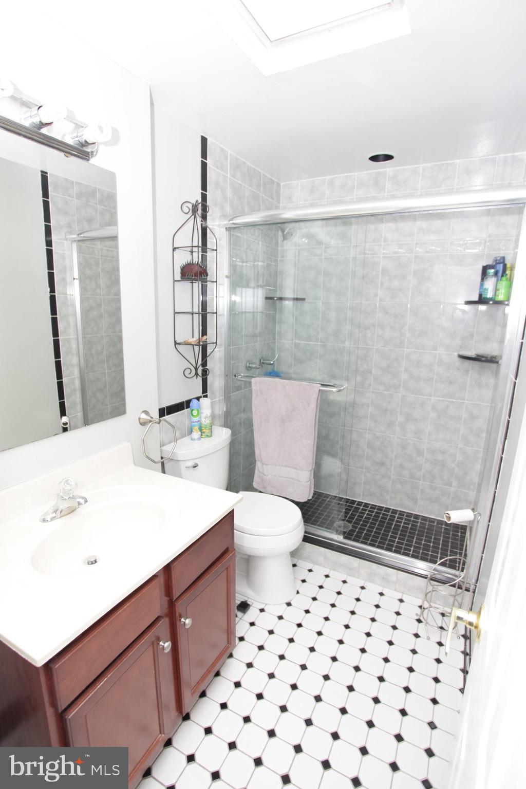 12132 Barbary Road Philadelphia, PA 19154 - Photo 27 of 41