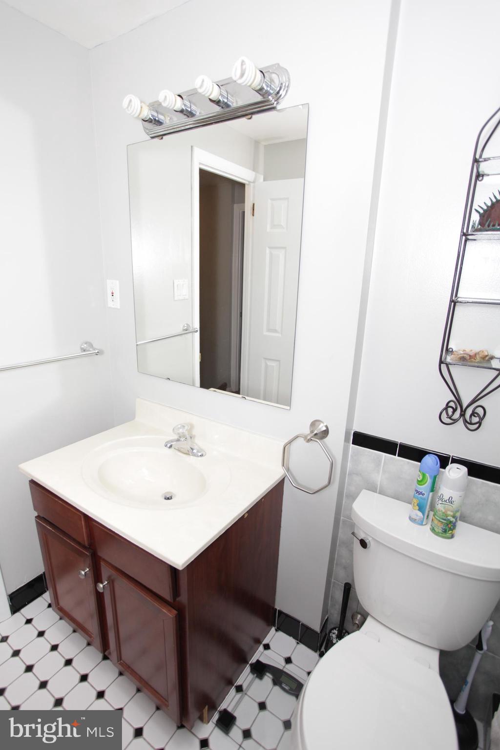 12132 Barbary Road Philadelphia, PA 19154 - Photo 29 of 41