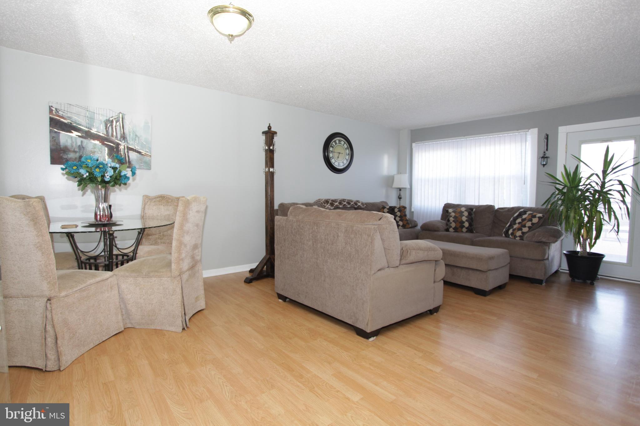 12132 Barbary Road Philadelphia, PA 19154 - Photo 6 of 41