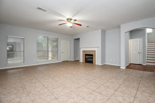 $2,650 | 3019 Red Oak Leaf Trail, Houston, TX 77084