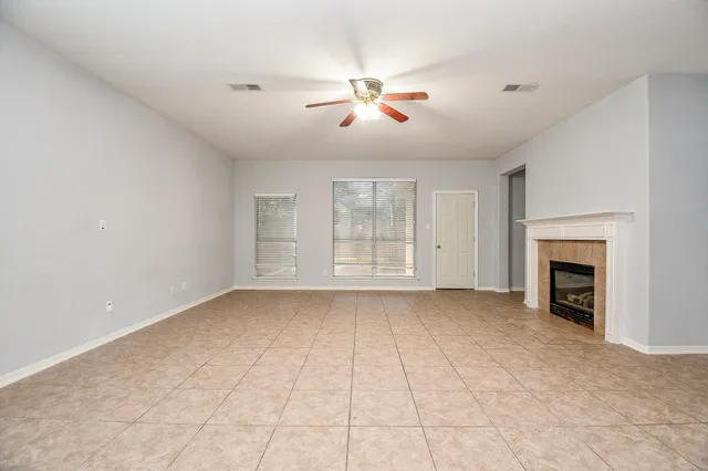 $2,650 | 3019 Red Oak Leaf Trail, Houston, TX 77084