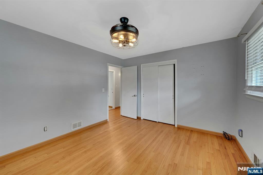 451 Chestnut Street Nutley, NJ 07110 - Photo 15 of 33
