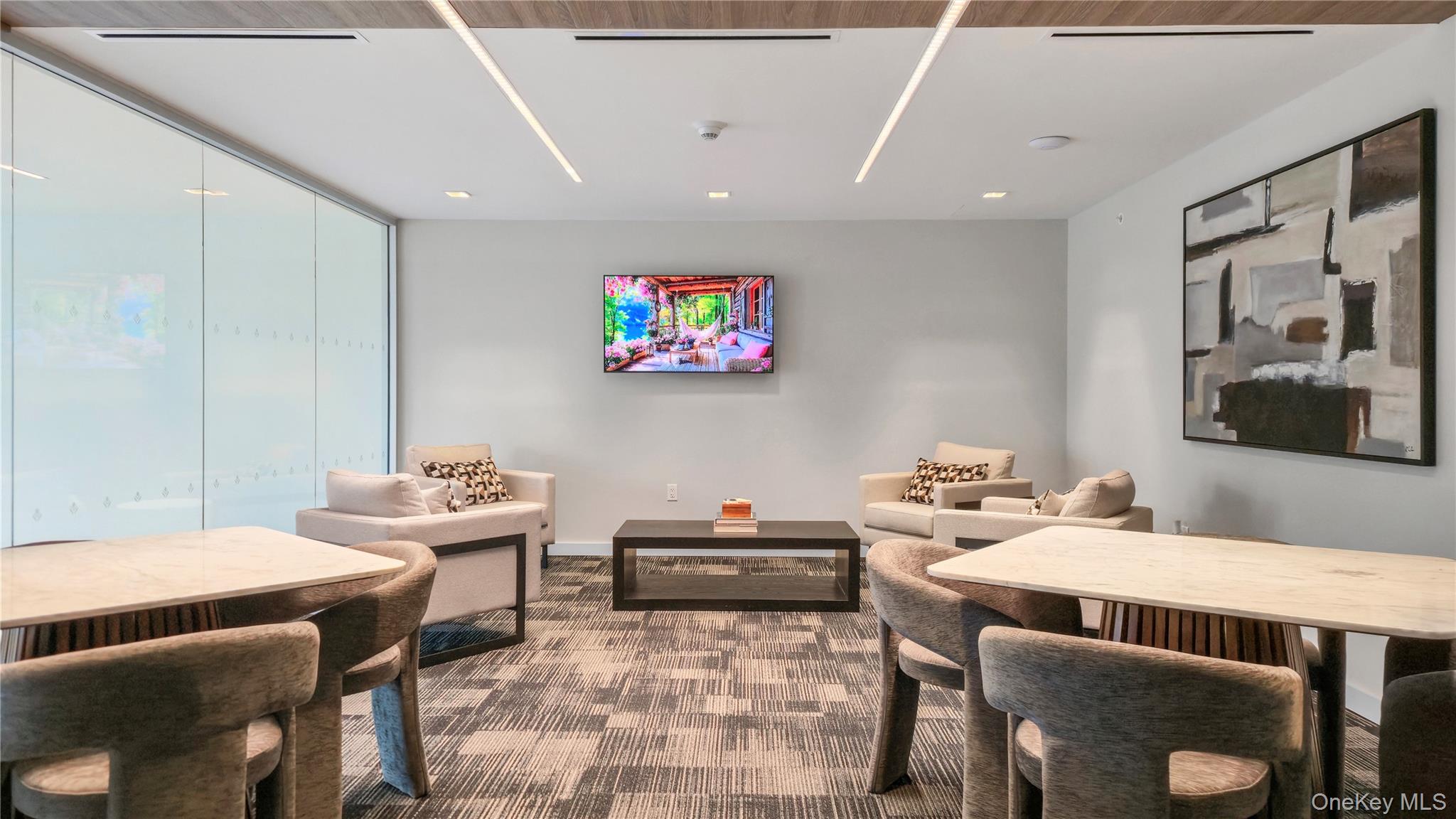 218 Middle Neck Road, Unit 207 Great Neck, NY 11021 - Photo 11 of 32