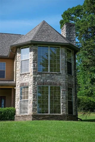 $695,000 | 1318 Oakwood Drive, Hollister, MO 65672