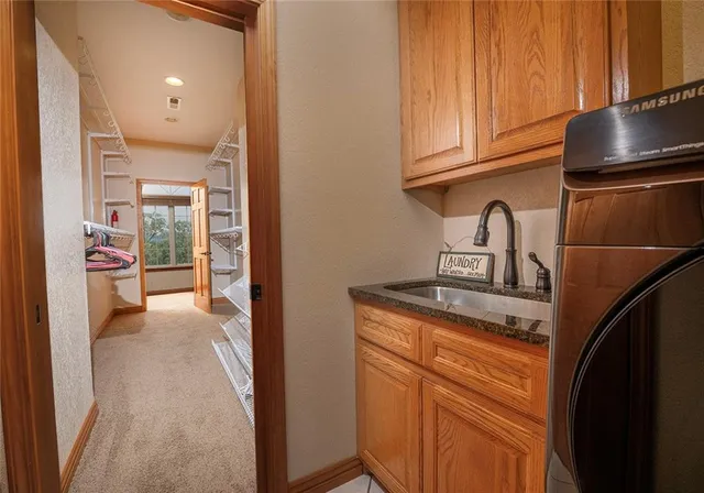 $695,000 | 1318 Oakwood Drive, Hollister, MO 65672