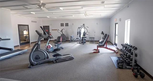 $695,000 | 1318 Oakwood Drive, Hollister, MO 65672