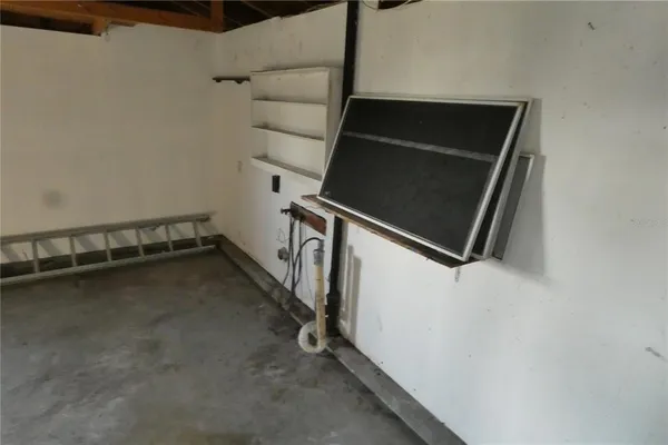 $2,295 | 2580 58th Avenue North, St. Petersburg, FL 33714