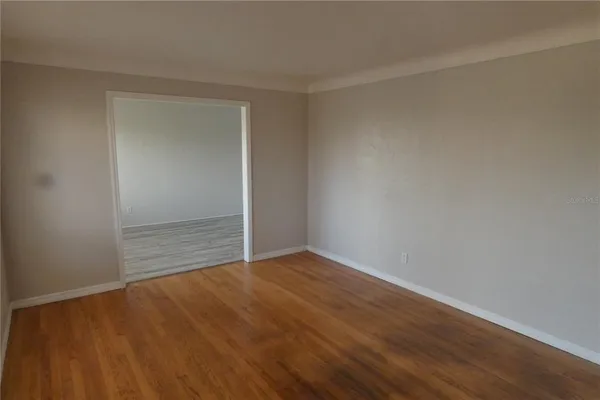 $2,295 | 2580 58th Avenue North, St. Petersburg, FL 33714