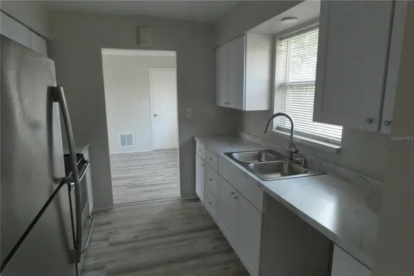 $2,295 | 2580 58th Avenue North, St. Petersburg, FL 33714