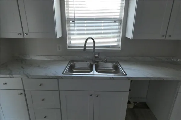 $2,295 | 2580 58th Avenue North, St. Petersburg, FL 33714