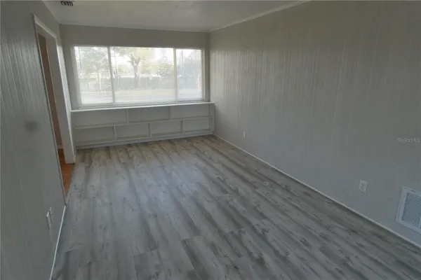 $2,295 | 2580 58th Avenue North, St. Petersburg, FL 33714