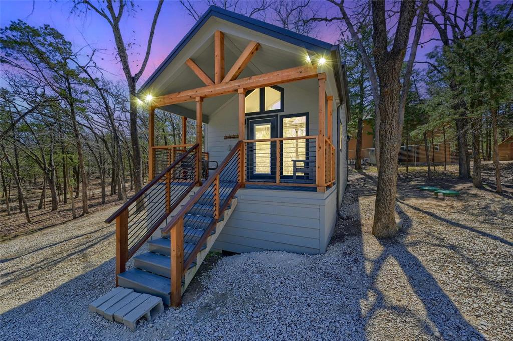 38 Rice Lane Pottsboro, TX 75076 - Photo 2 of 18