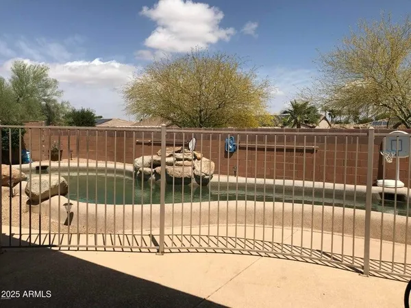 $2,670 | 16804 West Northampton Road, Surprise, AZ 85374
